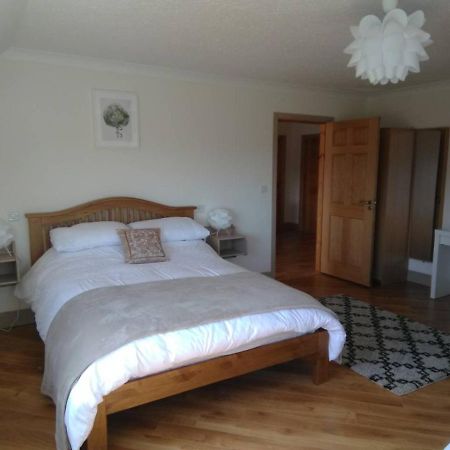 Burren Rock Farmhouse B&B Turlough  Екстер'єр фото