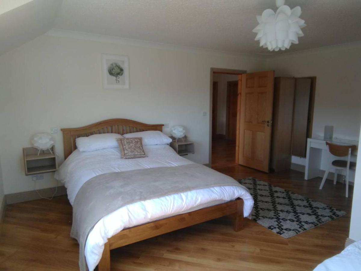 Burren Rock Farmhouse B&B Turlough  Екстер'єр фото